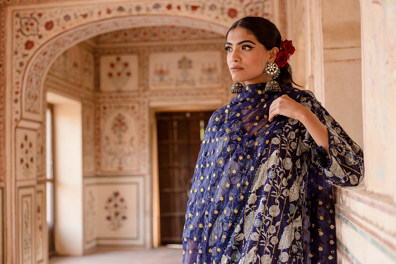 Aruna Blue Peacock Straight Set