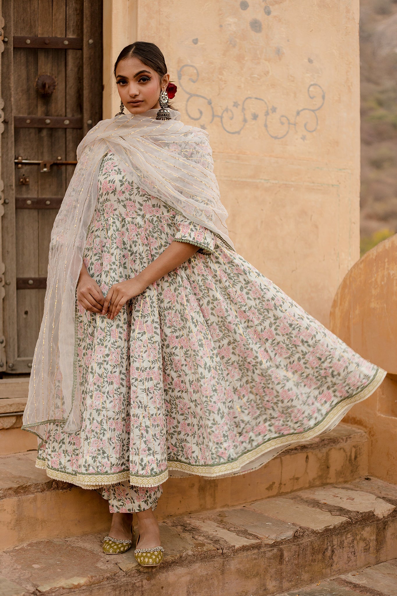 Prital Taari White Anarkali Set