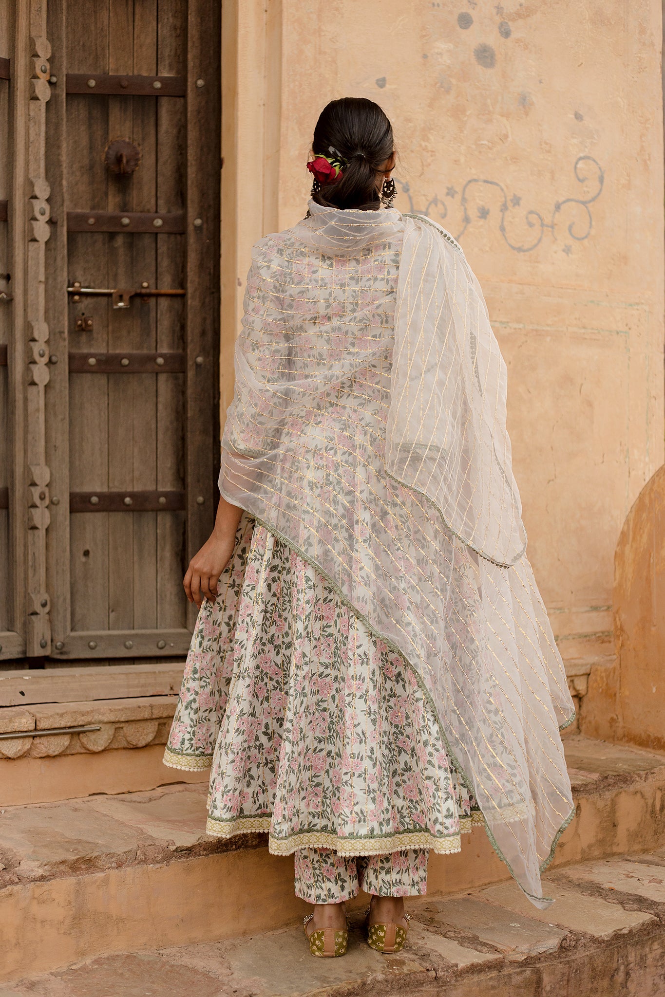 Prital Taari White Anarkali Set