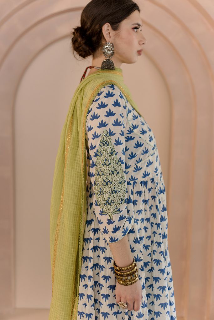 Shubha Cotton White Anarkali Set With Thread Detailed Sleeves And Doriya Dupatta