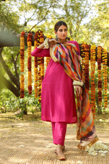 HEMA PINK SILK STRAIGHT SET WITH LEHERIYA DUPATTA