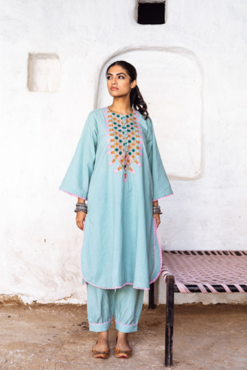 EMBROIDERED BLUE COTTON KURTA FOR WOMEN WITH PANTS