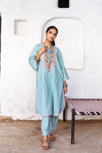 EMBROIDERED BLUE COTTON KURTA FOR WOMEN WITH PANTS