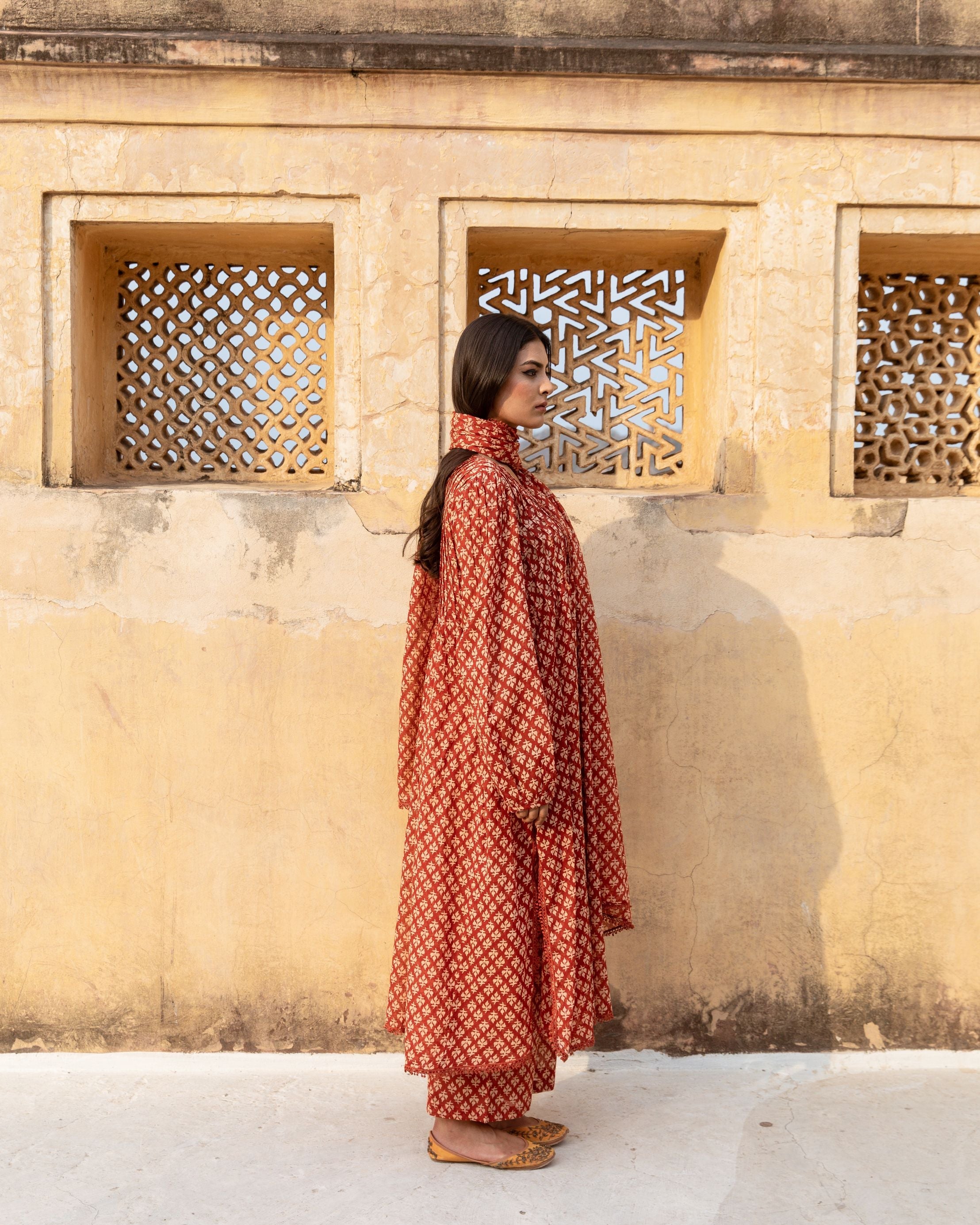 Abaya Red