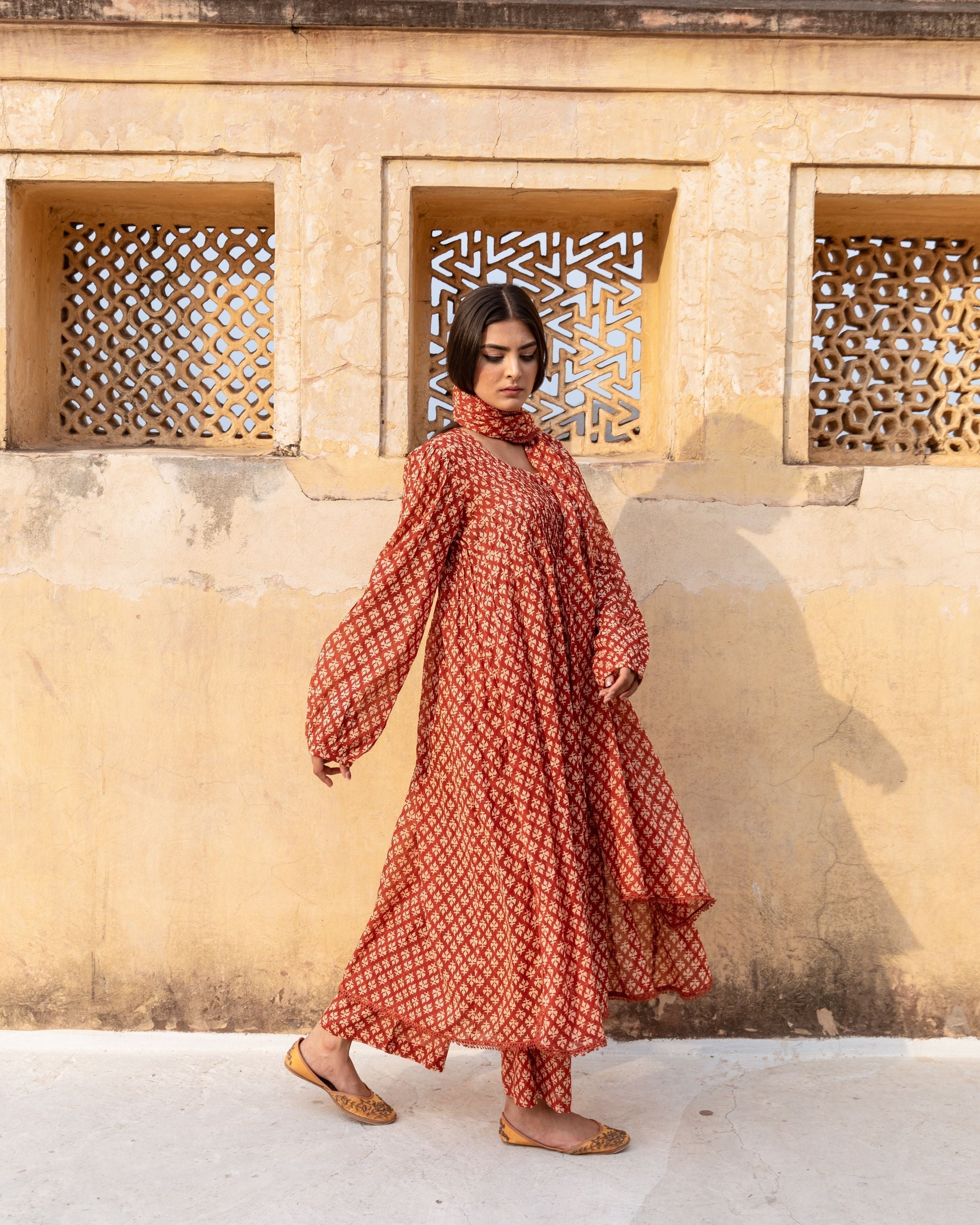 ABAYA RED SET Gulabo Jaipur