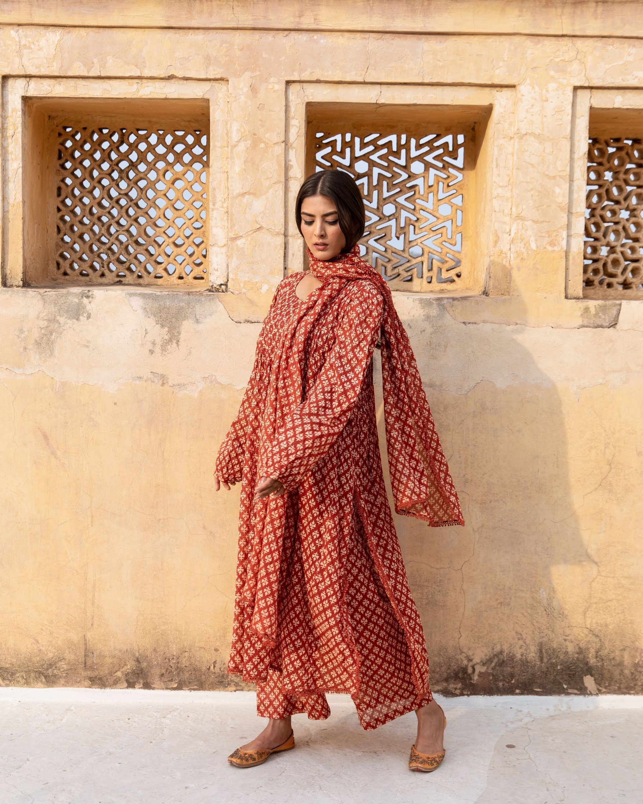 ABAYA RED SET Gulabo Jaipur