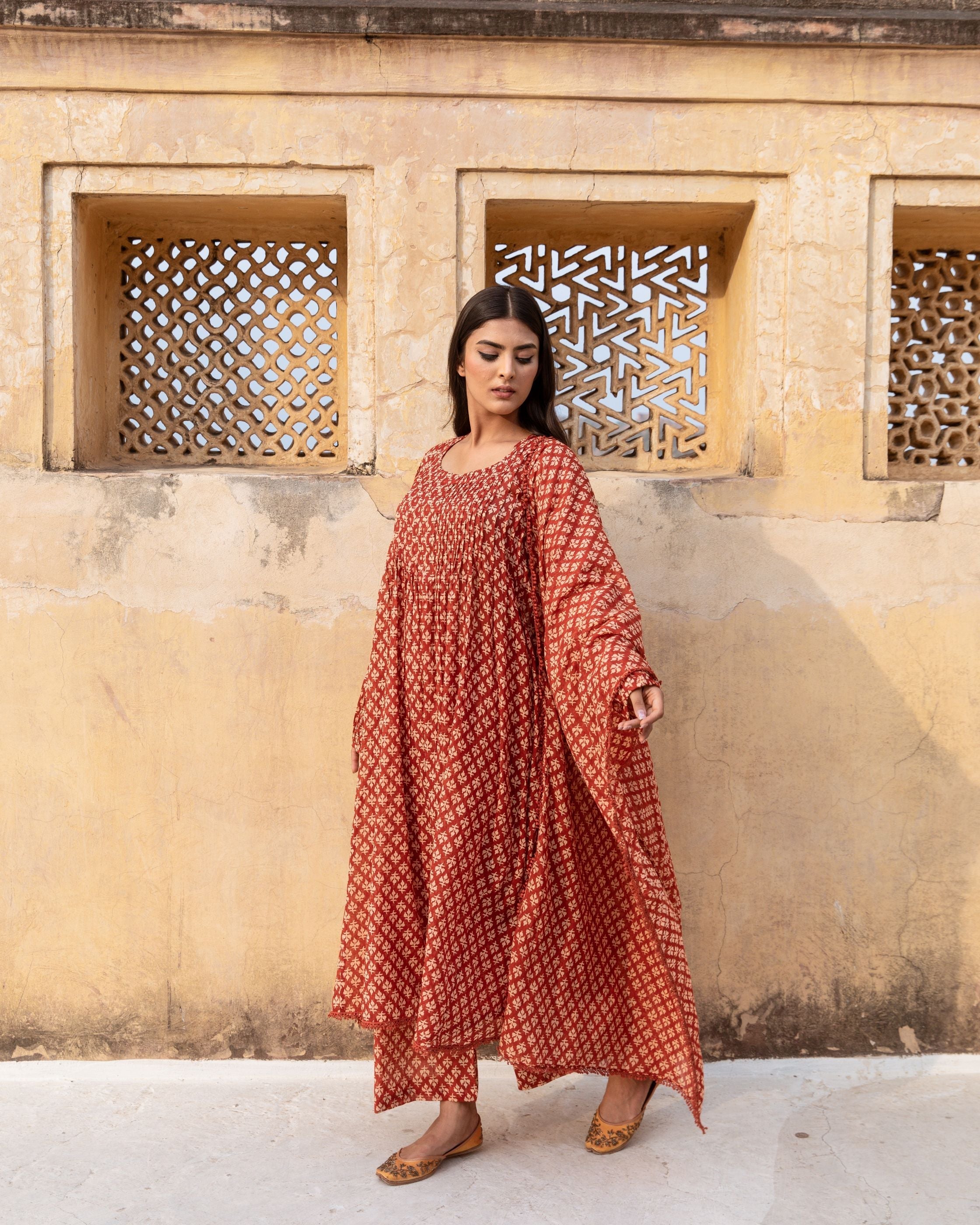 ABAYA RED SET Gulabo Jaipur