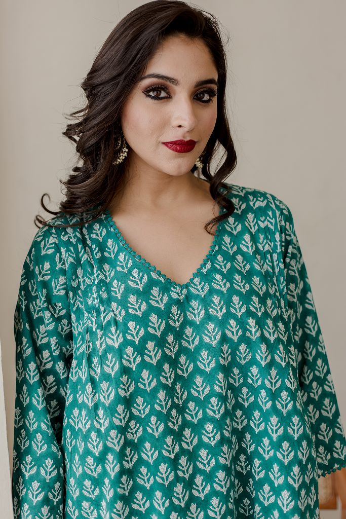 ANJULI GREEN SET Gulabo Jaipur