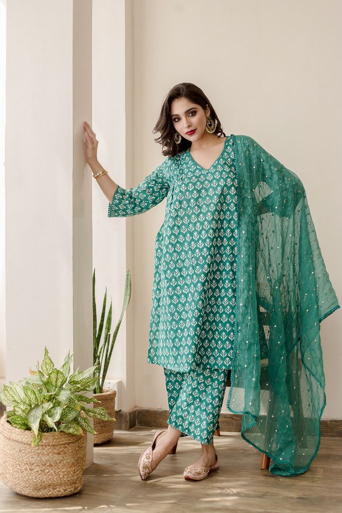 ANJULI GREEN SET Gulabo Jaipur