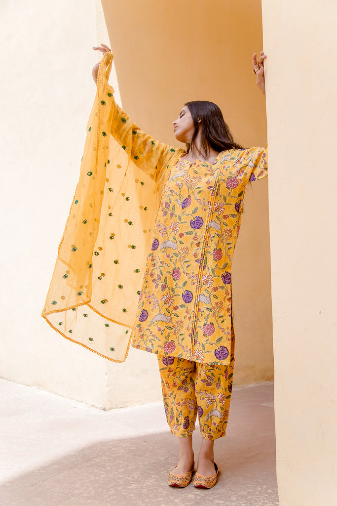 BLOOM YELLOW SET Gulabo Jaipur