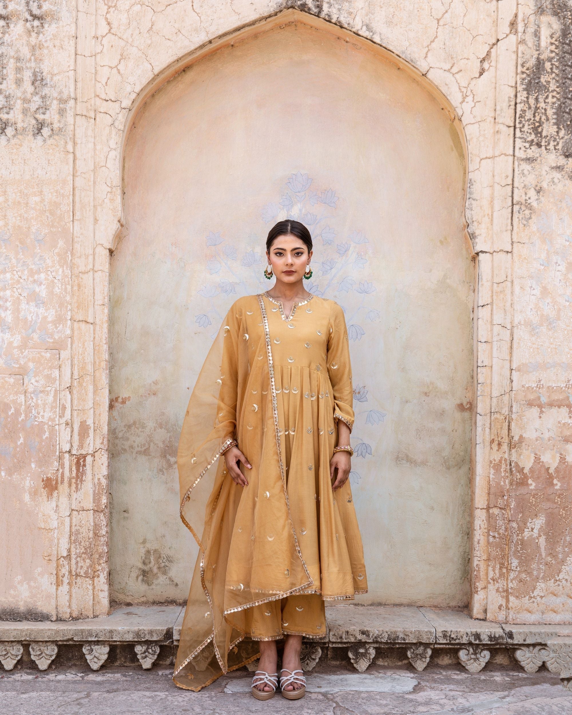 CHANDNI BEIGE SET Gulabo Jaipur