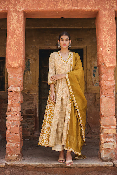 Farida Yellow Set Gulabo Jaipur