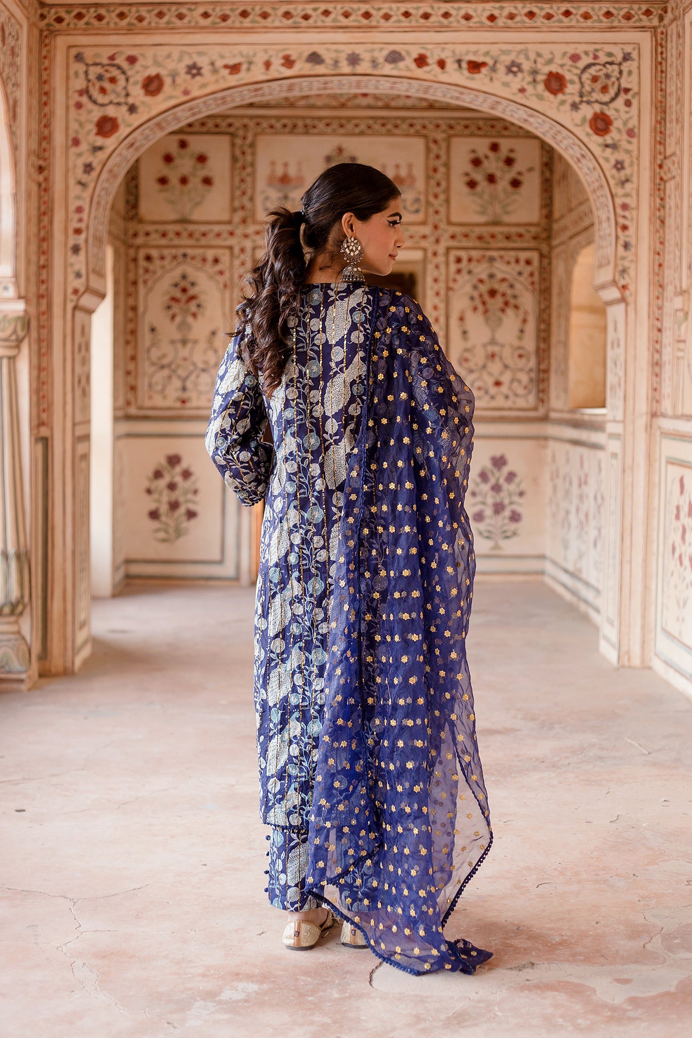 ARUNA BLUE PEACOCK STRAIGHT SET