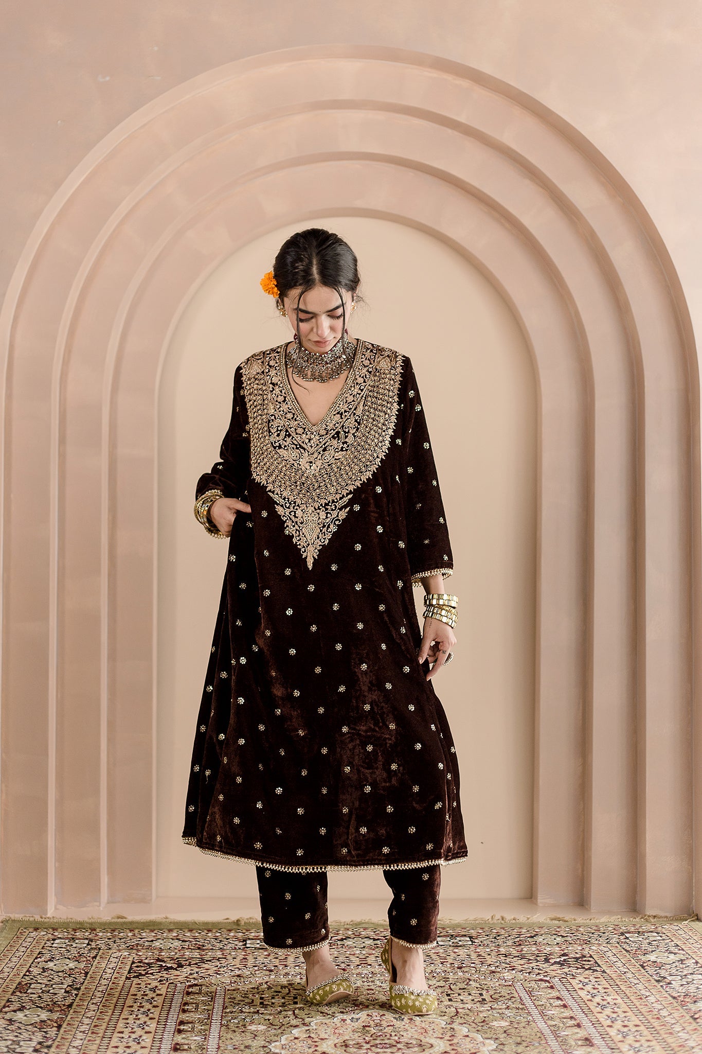 ZARDOZI DETAILING CHITRA BROWN VELVET KURTA SET WITH PANTS