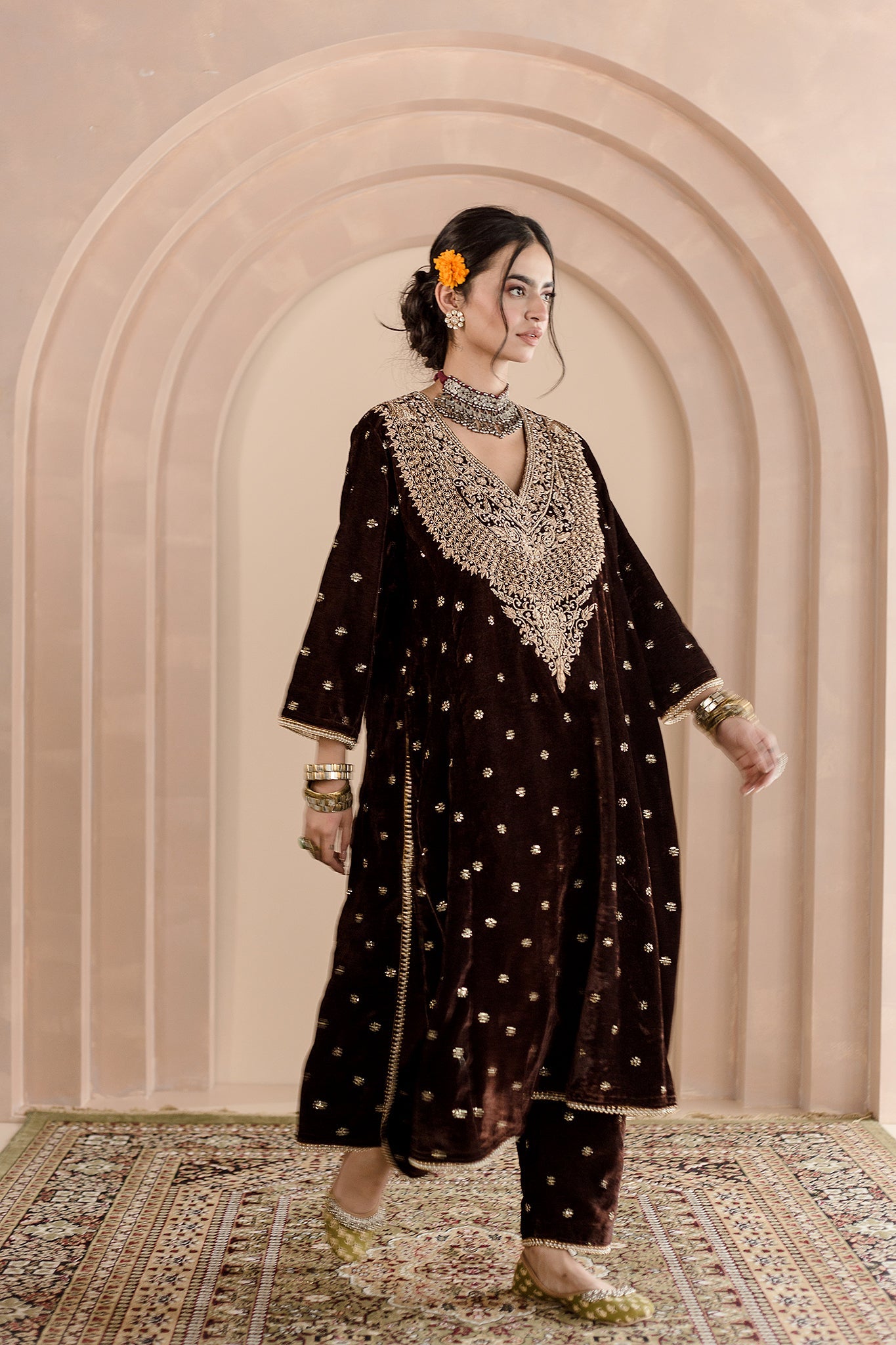 ZARDOZI DETAILING CHITRA BROWN VELVET KURTA SET WITH PANTS