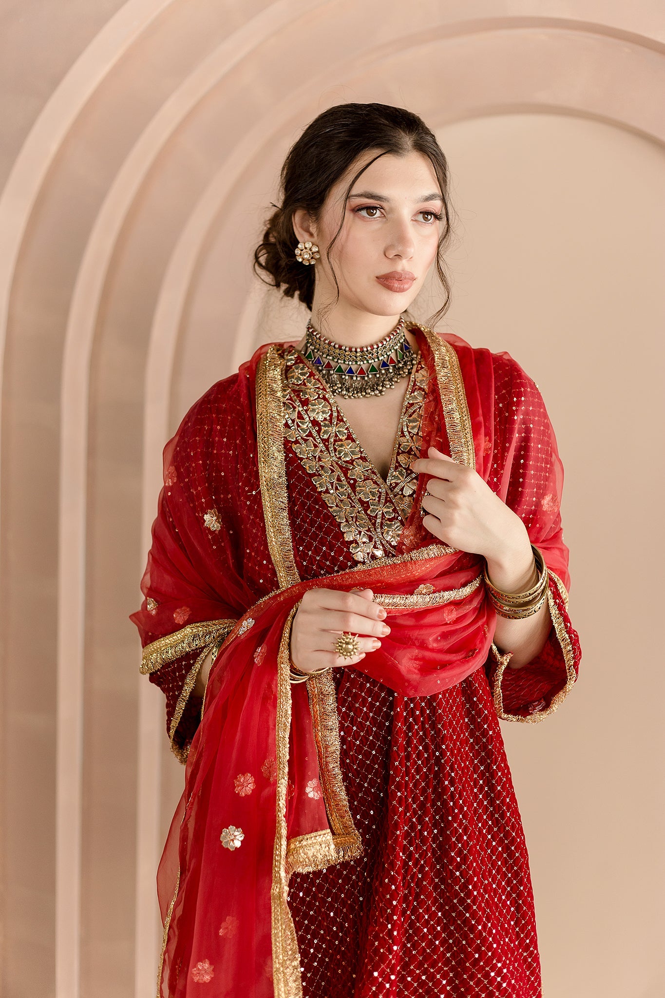 GOTA PATTI DETAILING GAUHAR RED VELVET KURTA SET WITH ORGANZA DUPATTA