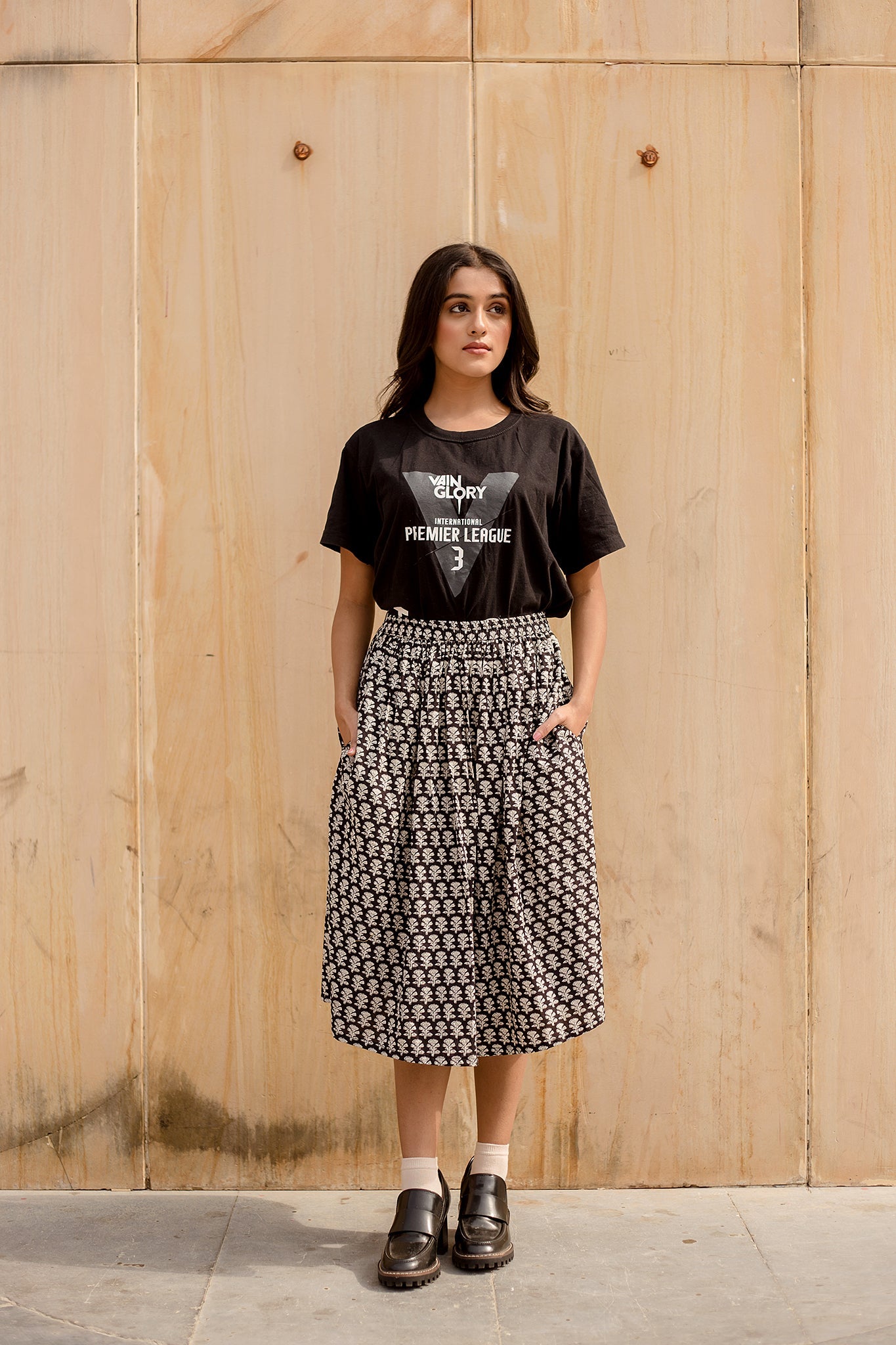 BETTY BLACK SKIRT