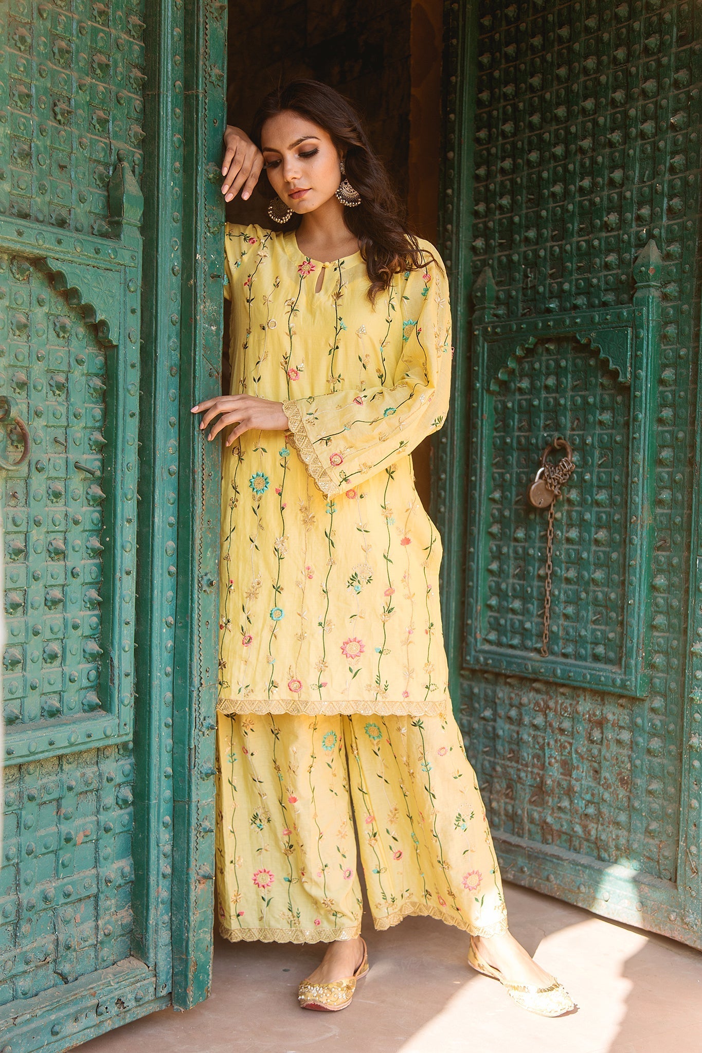 Kausar Yellow Straight Set