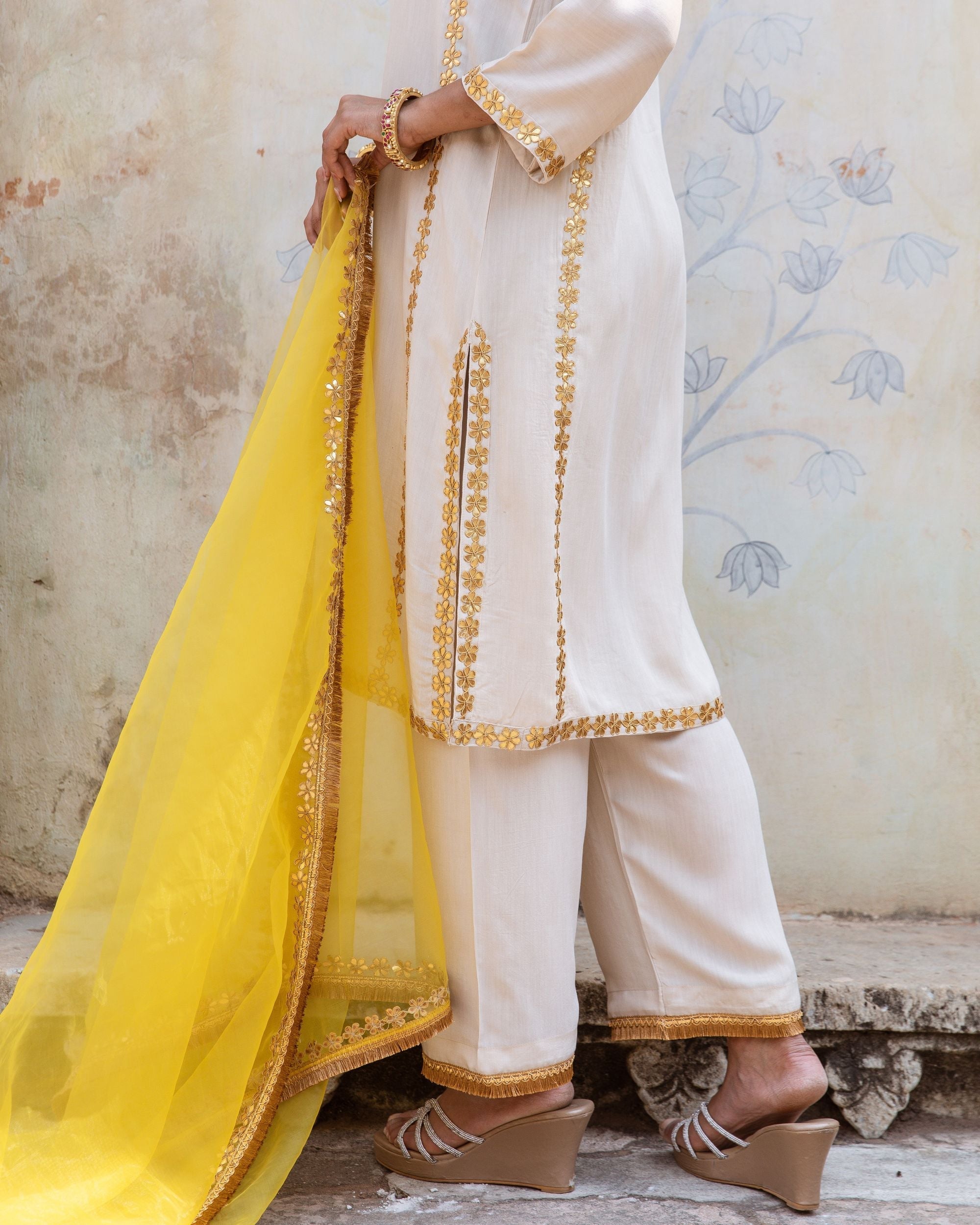 ROOP OFFWHITE SET Gulabo Jaipur