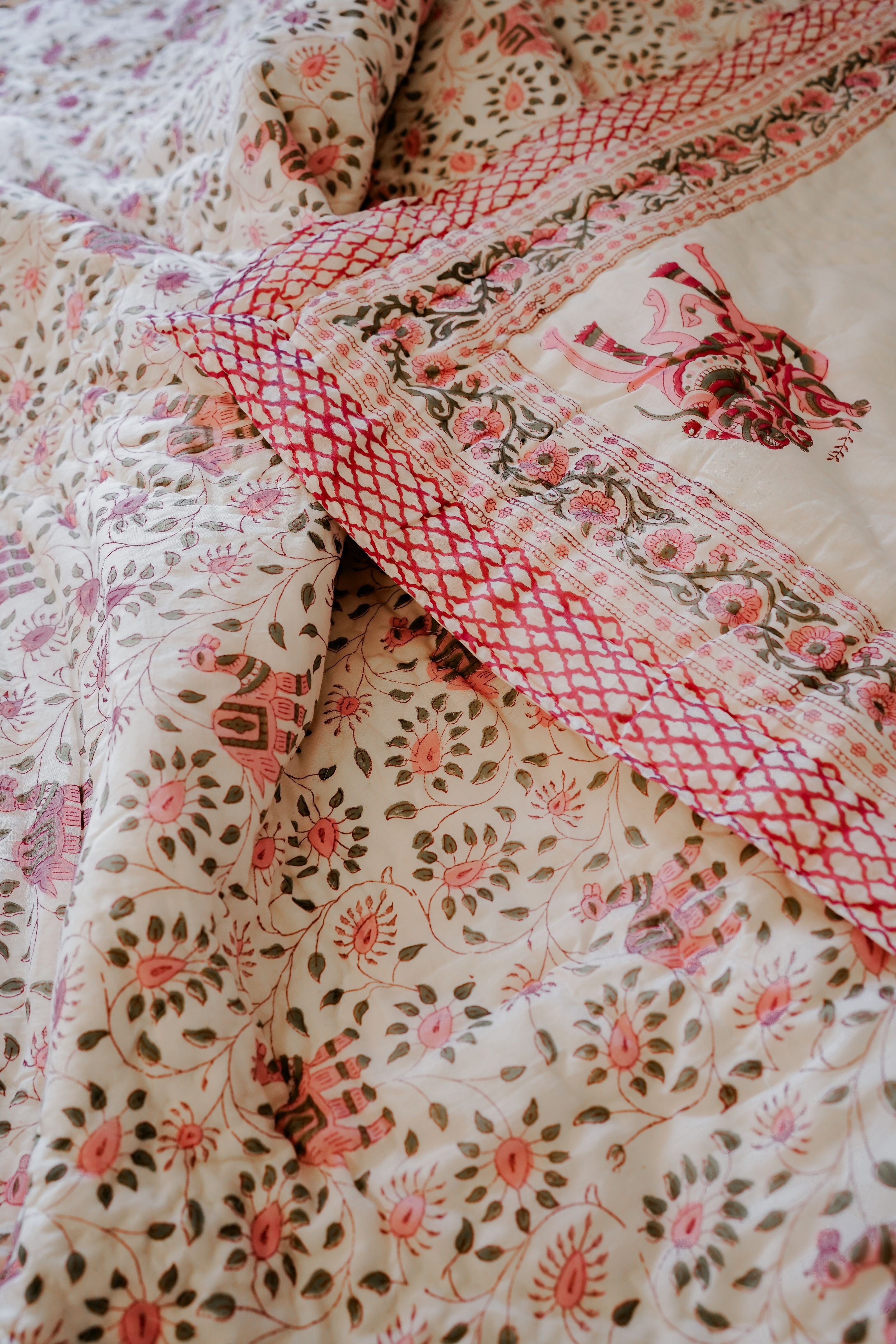 PINK CAMEL QUILT