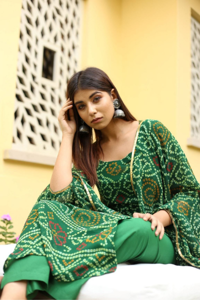 Shamita Shetty in Naaz Green Straight Set Gulabo Jaipur