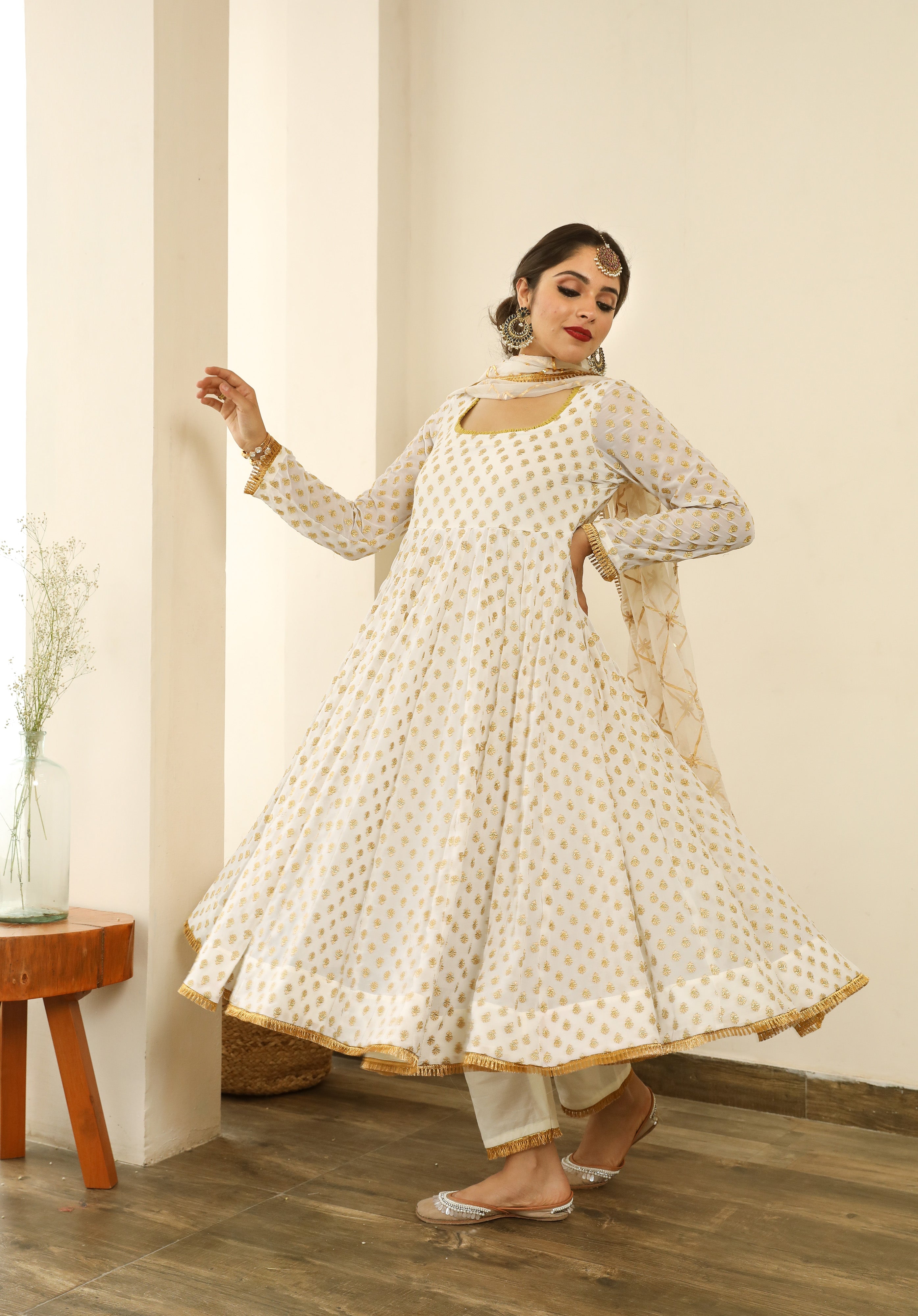 Zuri White Set Gulabo Jaipur